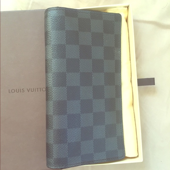 Louis Vuitton Other - Wallet